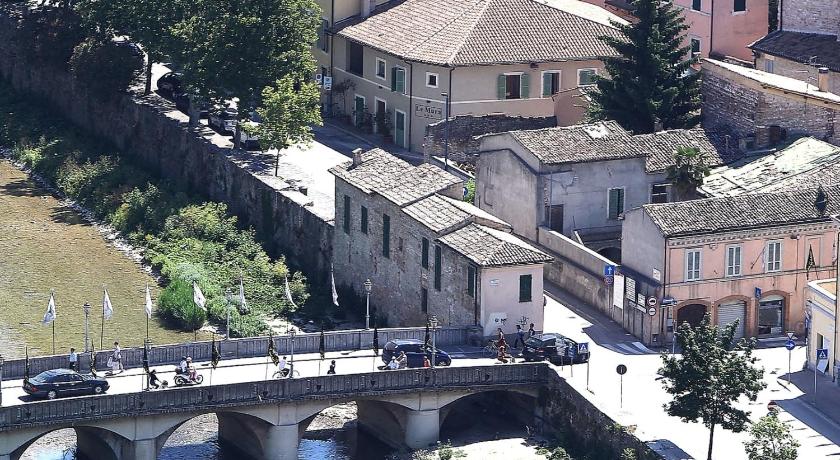 Hotel Le Mura — Hotel in Foligno