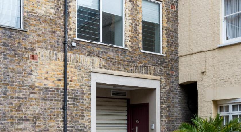 Princes Gate Mews photo