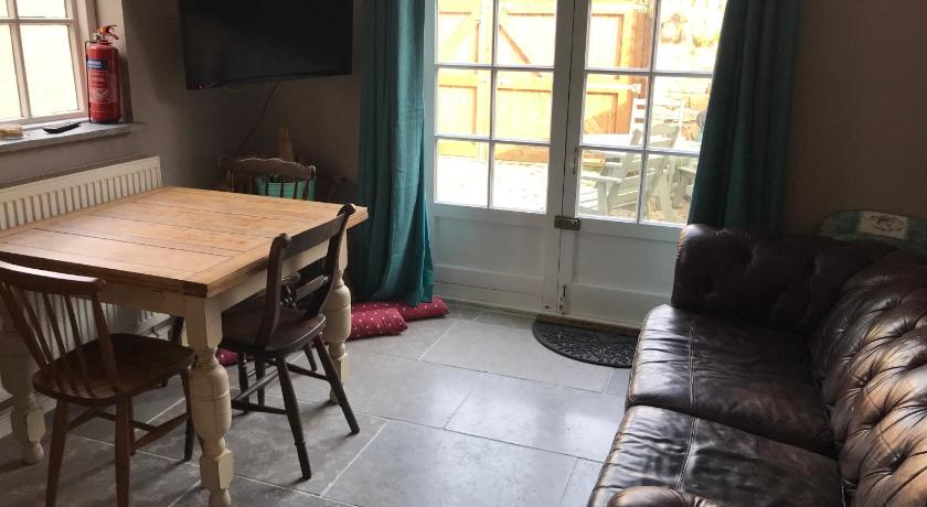 Image of Two-Bedroom Apartment 4