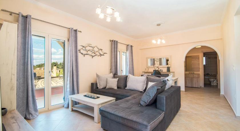 Xristiana's House by CorfuEscapes — Hotel in Corfu Island