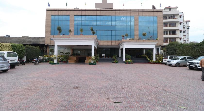 Hotel Shagun Chandigarh -Zirakpur