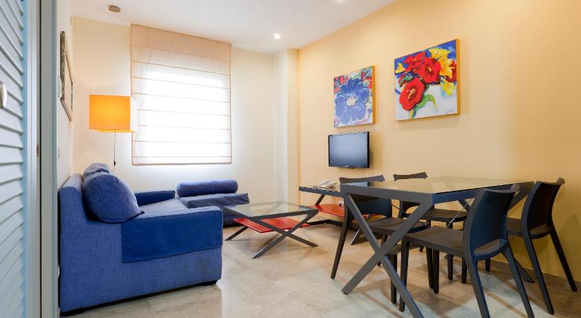 Apartamentos Vertice Sevilla Aljarafe