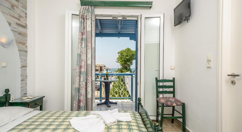 Polemis Studios & Apartments photo
