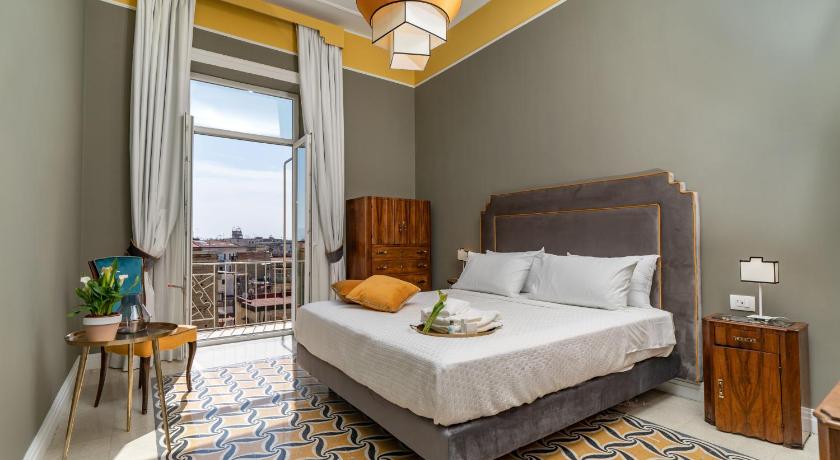 IL FIORE D'ORO LUXURY — Hotel in Naples