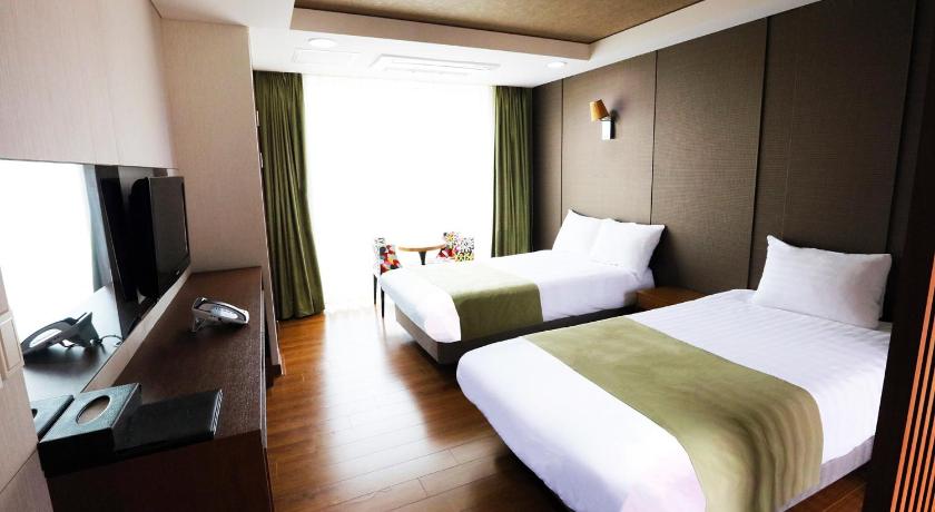 Yeongju sobeksanpoonggui oncheon resort 4-Star Guesthouse suite