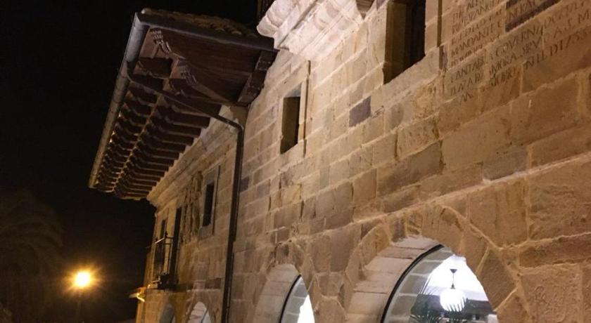 Hotel Palacio de Arce photo