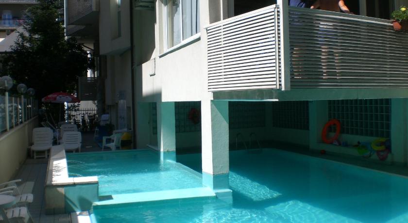 Hotel Arno - image 5