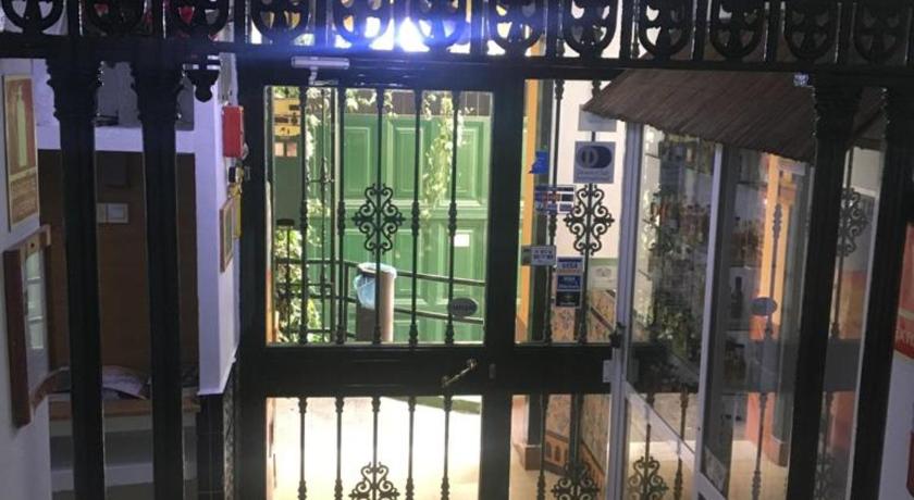 塞维利亚 Hostal Alcobia 1星级 酒店 大堂