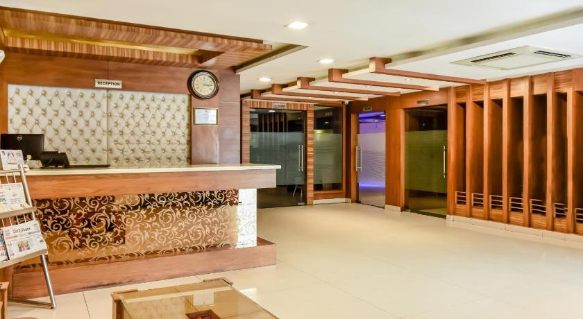 OYO 10027 Hotel Red Petal