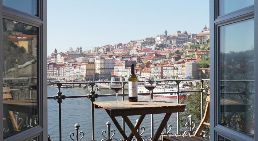 Porto View by Patio 25 — Hotel in Vila Nova De Gaia