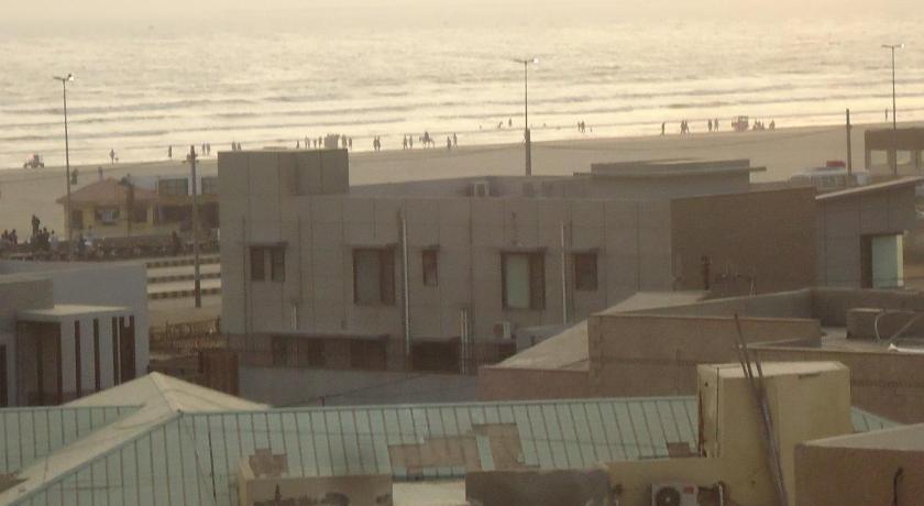 "Service Apartments Karachi" Beach View photo