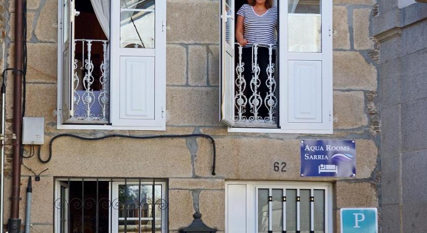 Aqua Rooms Sarria photo