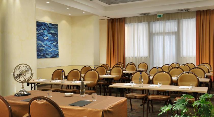 FH Grand Hotel Mediterraneo