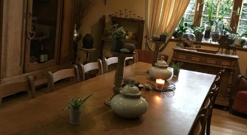 l'emiline — Hotel in Gouvy