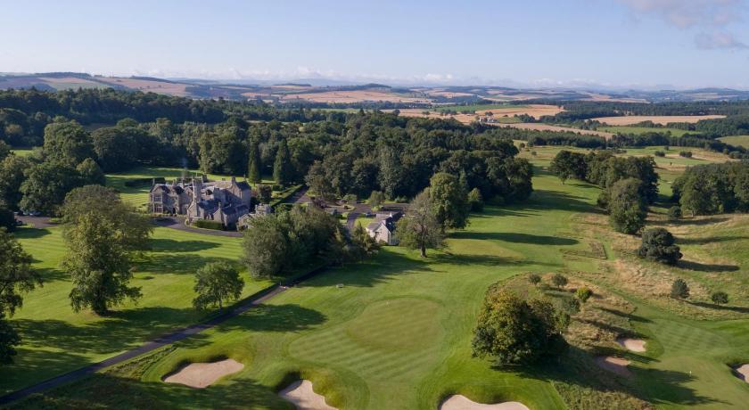 SCHLOSS Roxburghe Hotel