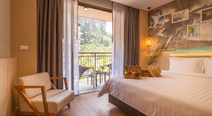 Image of Deluxe Cliff View Double Room 6