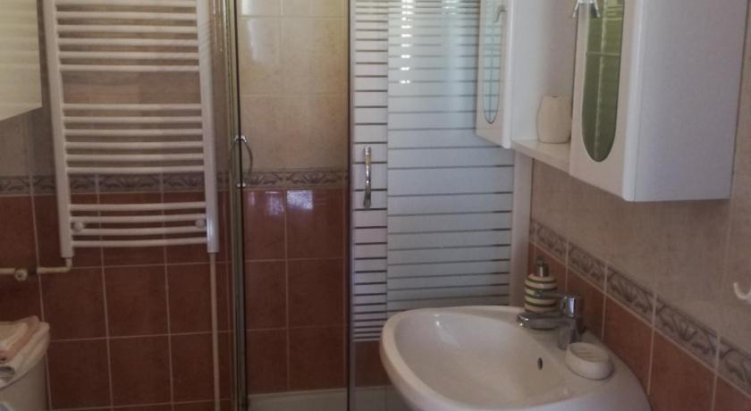 Image of Two-Bedroom House 5