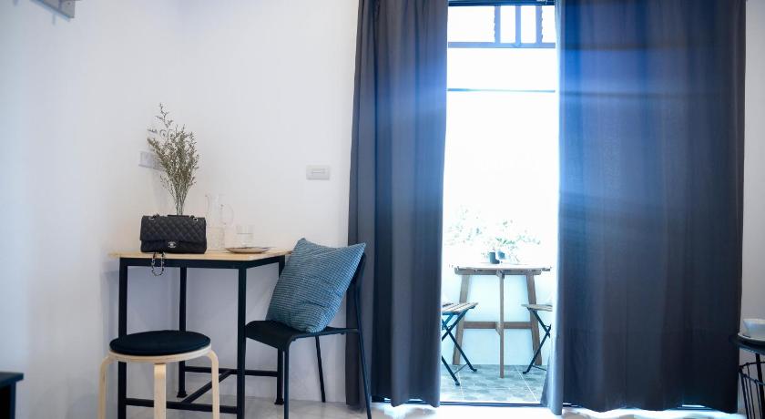 Image of Studio Double with Balcony 6