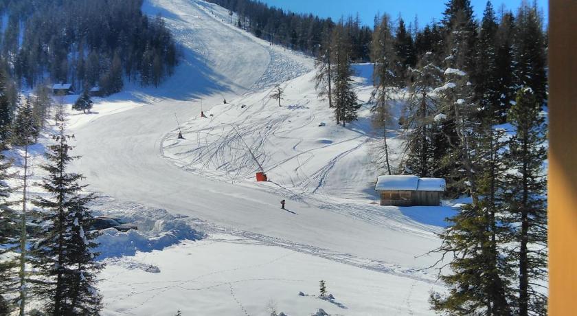 Almzauber Chalets Hochrindl photo