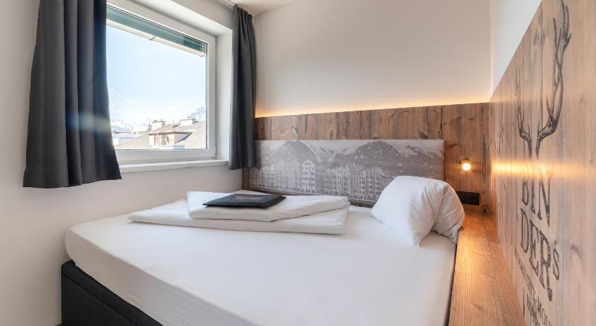 Image of Deluxe Single Room 7