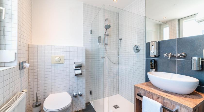 Image of Budget Double Room 2