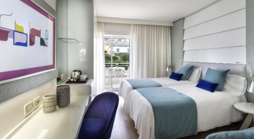 Hotel Atlantic photo