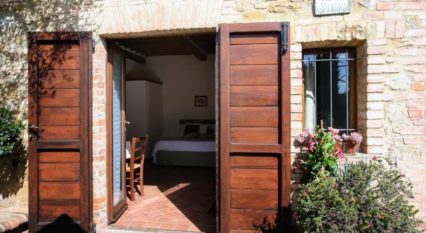 L'Aia Country Holidays photo