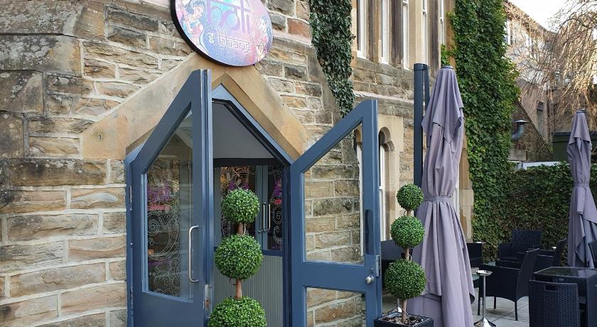 Farnley Tower Guesthouse photo