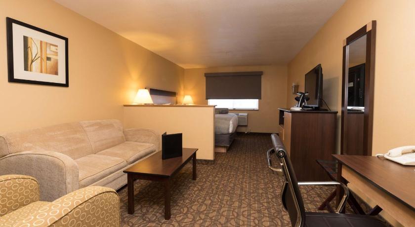 Best Western Sawtooth Inn and Suites