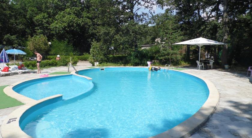 Park Hotel Kamchia — Hotel in Varna