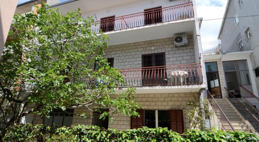 Apartmani Vinka Makarska — Hotel in Makarska