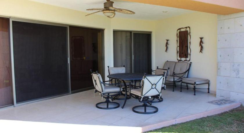 Sonoran Sun 2BR Ground SE 102-V by Casago — Hotel in Puerto Penasco