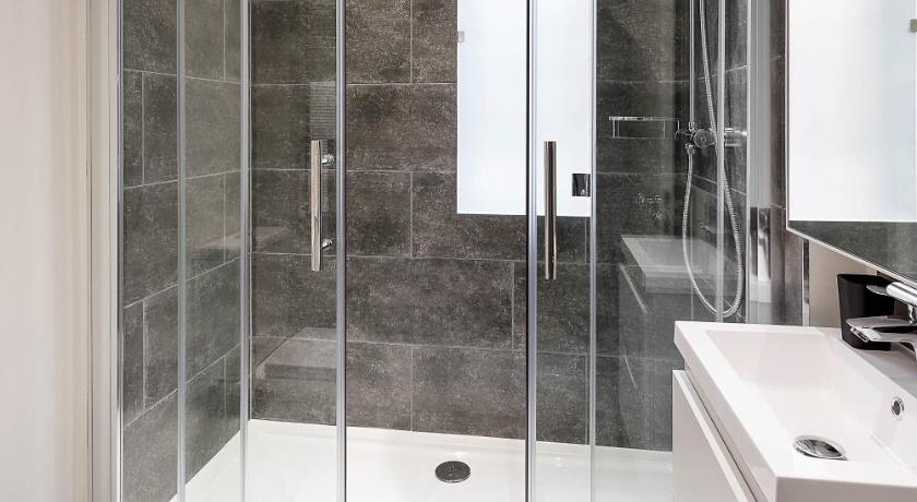 Beautiful Chelsea Apartment in Fashion District - image 12