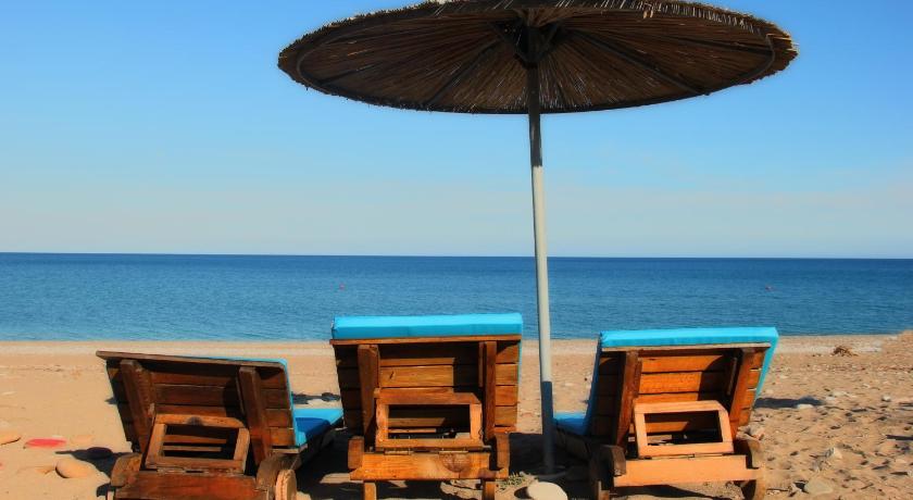 Kara Kedi Beach Bungalow photo