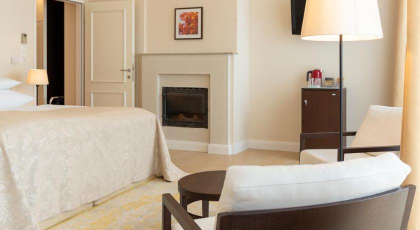 Image of Superior Double Room with Garden View 16