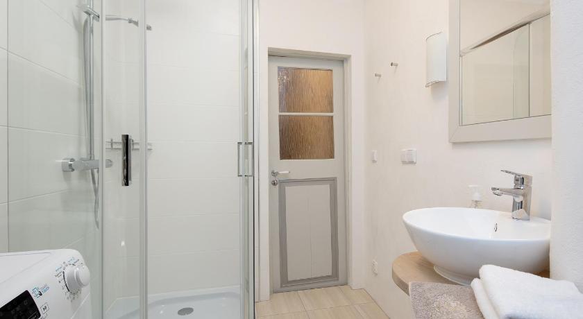 Image of Superior Apartment 6