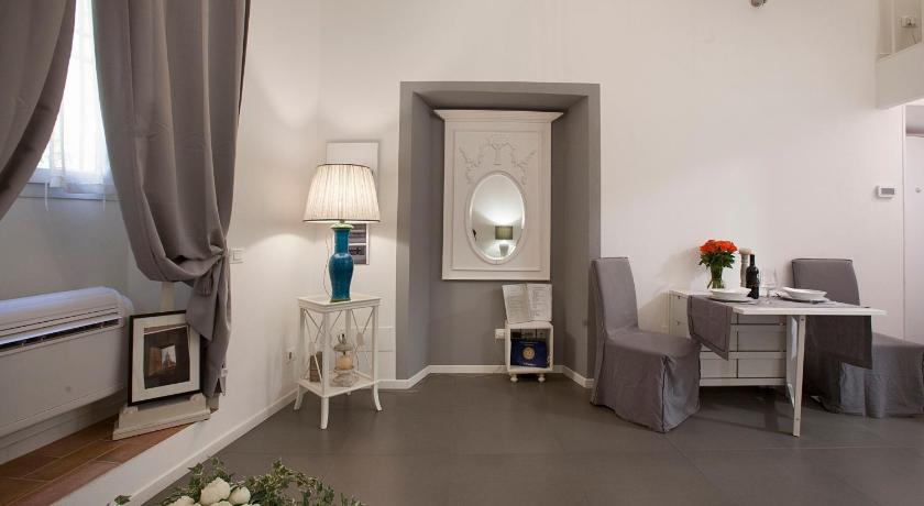 La Casa Bianca — Hotel in Florence