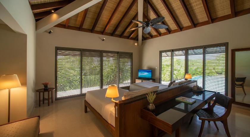 Image of Sunrise 2-Bedroom Beach Pool Villa 2