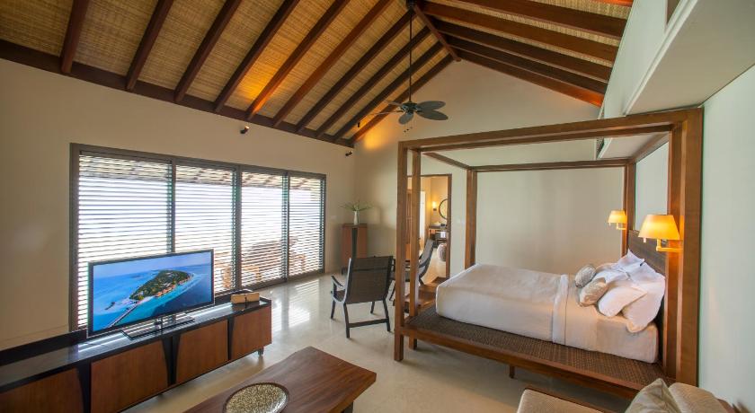Image of Sunrise 2-Bedroom Water Pool Villa 3