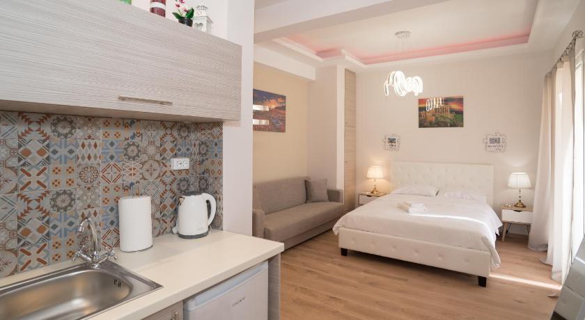 Monastiraki Studios photo