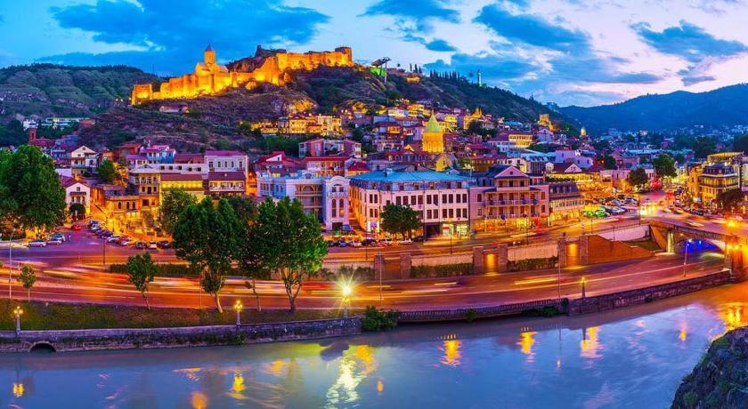 Hotel Dcorner — Hotel in Tbilisi