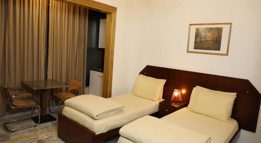 Viccini Suites photo