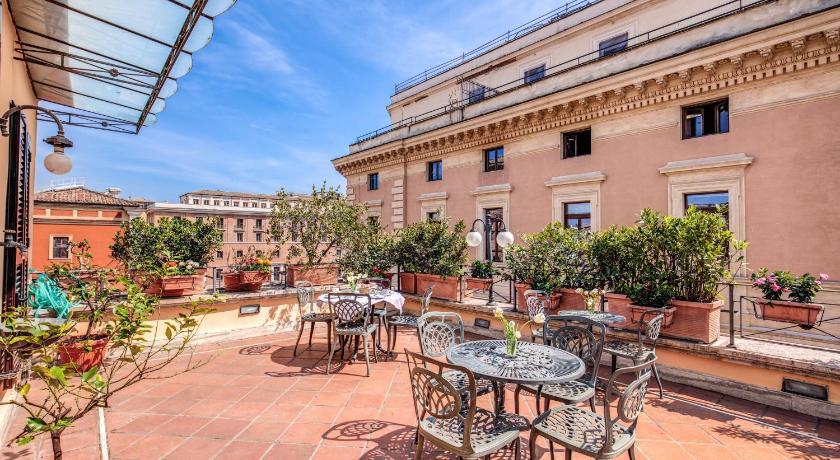 ローマ Parlamento Boutique Hotel 3つ星 ホテル 外観