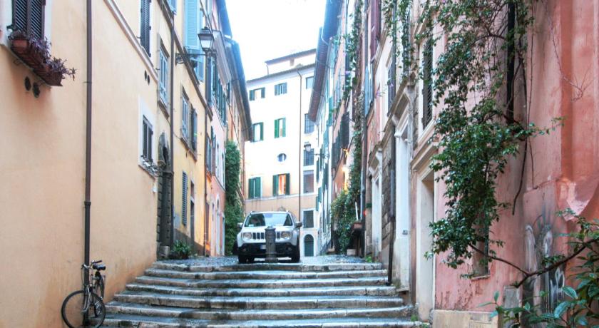 罗马 Roma center Fori Imperiali Raffy's charming Suite 3星级 单人房 景观