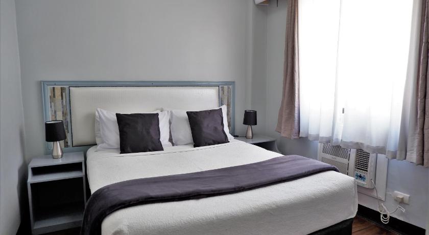 Image of Deluxe Room 13