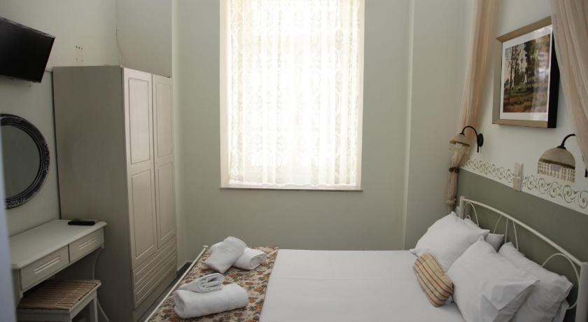 Fiera Guesthouse photo