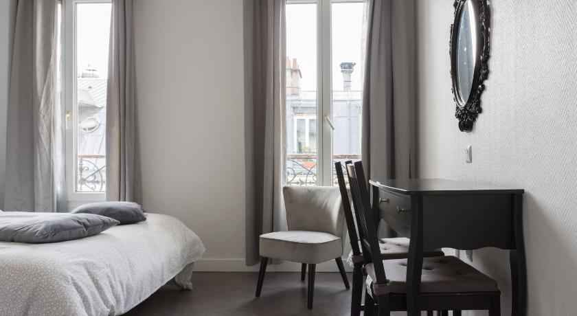 Image of Triple Room 6