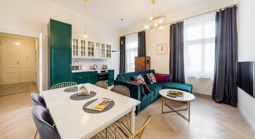 Apartament Deluxe Old Town sw. Krzyza WAWELOFTS — Hotel in Kraków