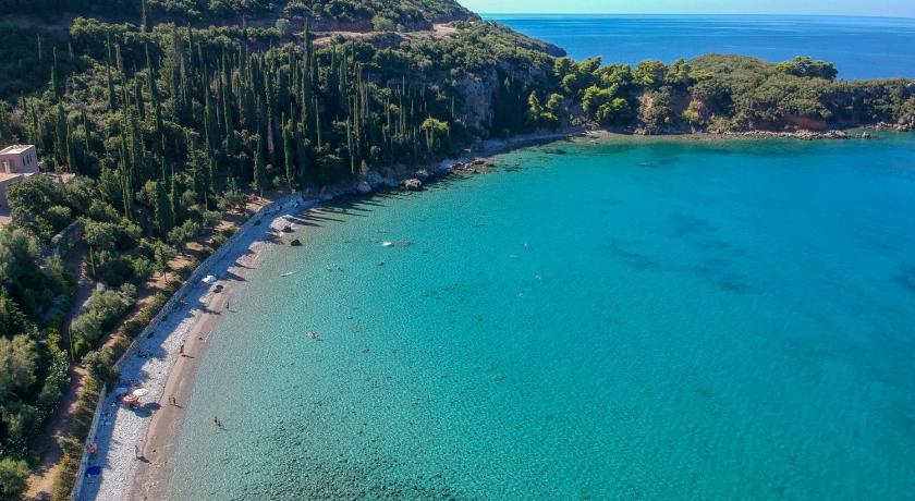 Paradeisos photo
