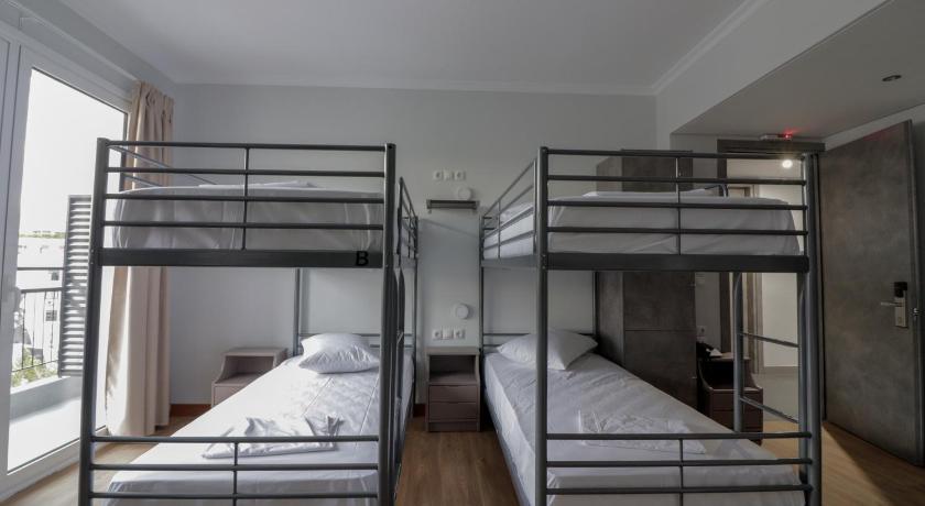 Image of Standard 6 Bed Dormitory 1